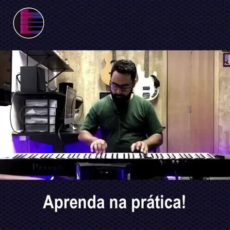 Capa: Teclado Online by Wiliam Silva