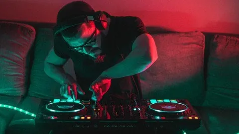 Capa: ▶️ Curso de DJ Iniciante – DDJ 400 com Rekordbox 6.0 e Mixagens ◀️