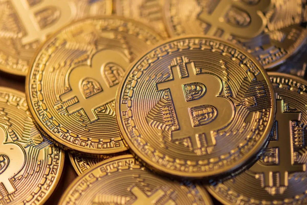 Capa: ExpertBitcoin – Leonardo Fernandes